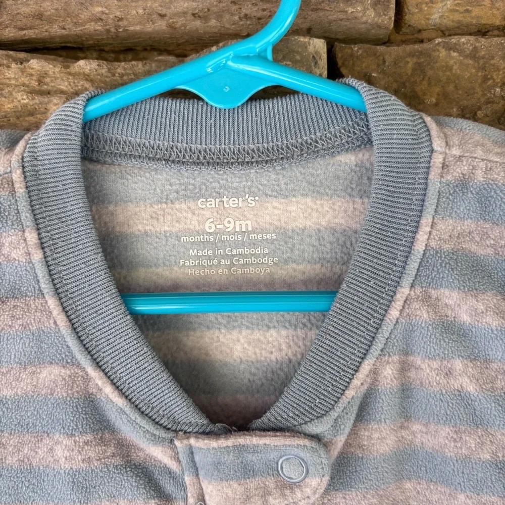 Set of three sleep sacks carters size‎ 6-9 months fleece